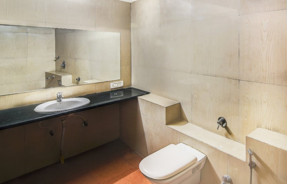 1608729554Deluxe-Room-Hotel-Shagun-(2)