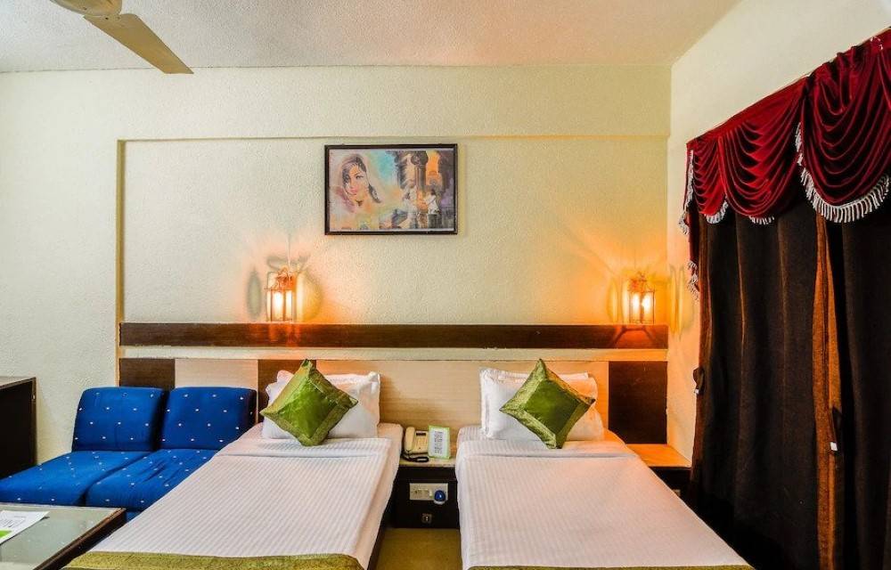 1608788838Executive-Room-Hotel-Shagun-(3)