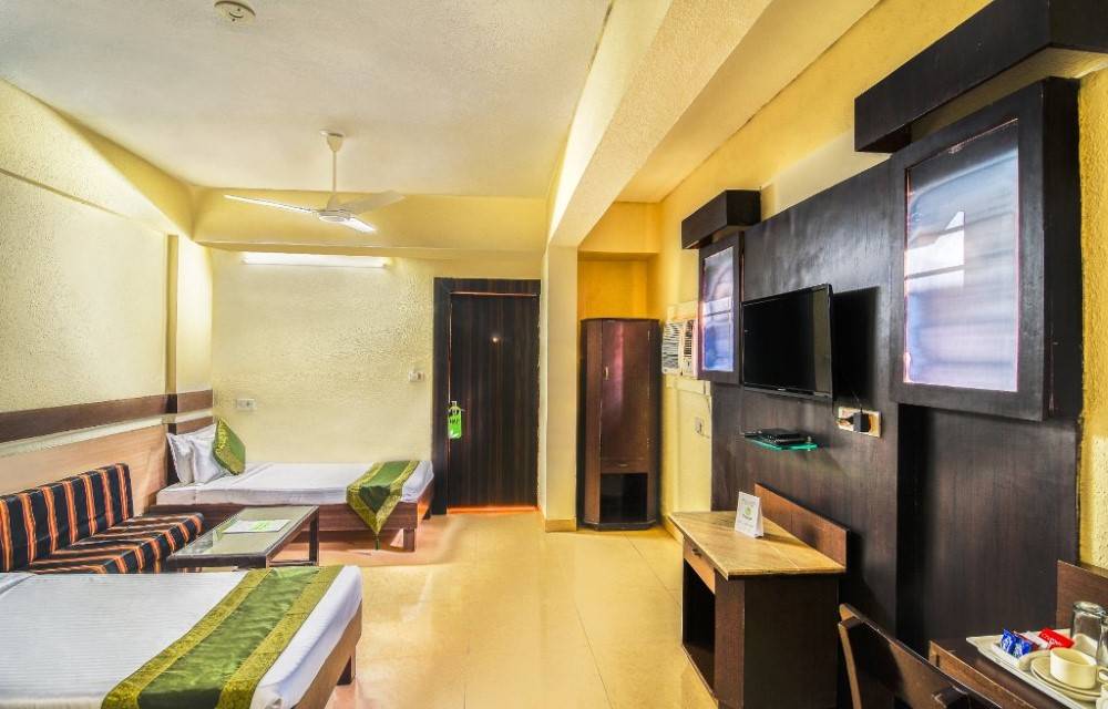 1608788838Executive-Room-Hotel-Shagun-(5)